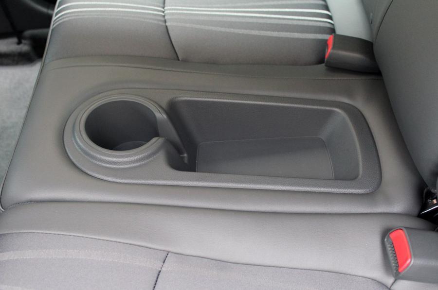  Chevrolet Spark 2013 года  (фото 10 из 204)